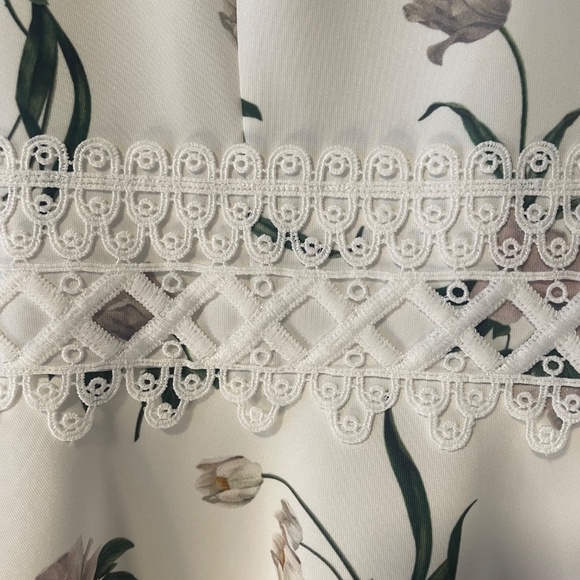 White Ted Baker Floral Dress with Pockets - Picture 2 of 4